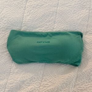 DFYNE Ignite Green Bandeau Sports Bra